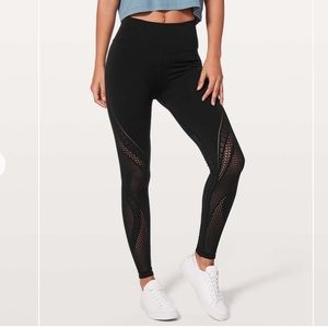 Lululemon Reveal Tight Interconnect 25.5" Seamless Size 2